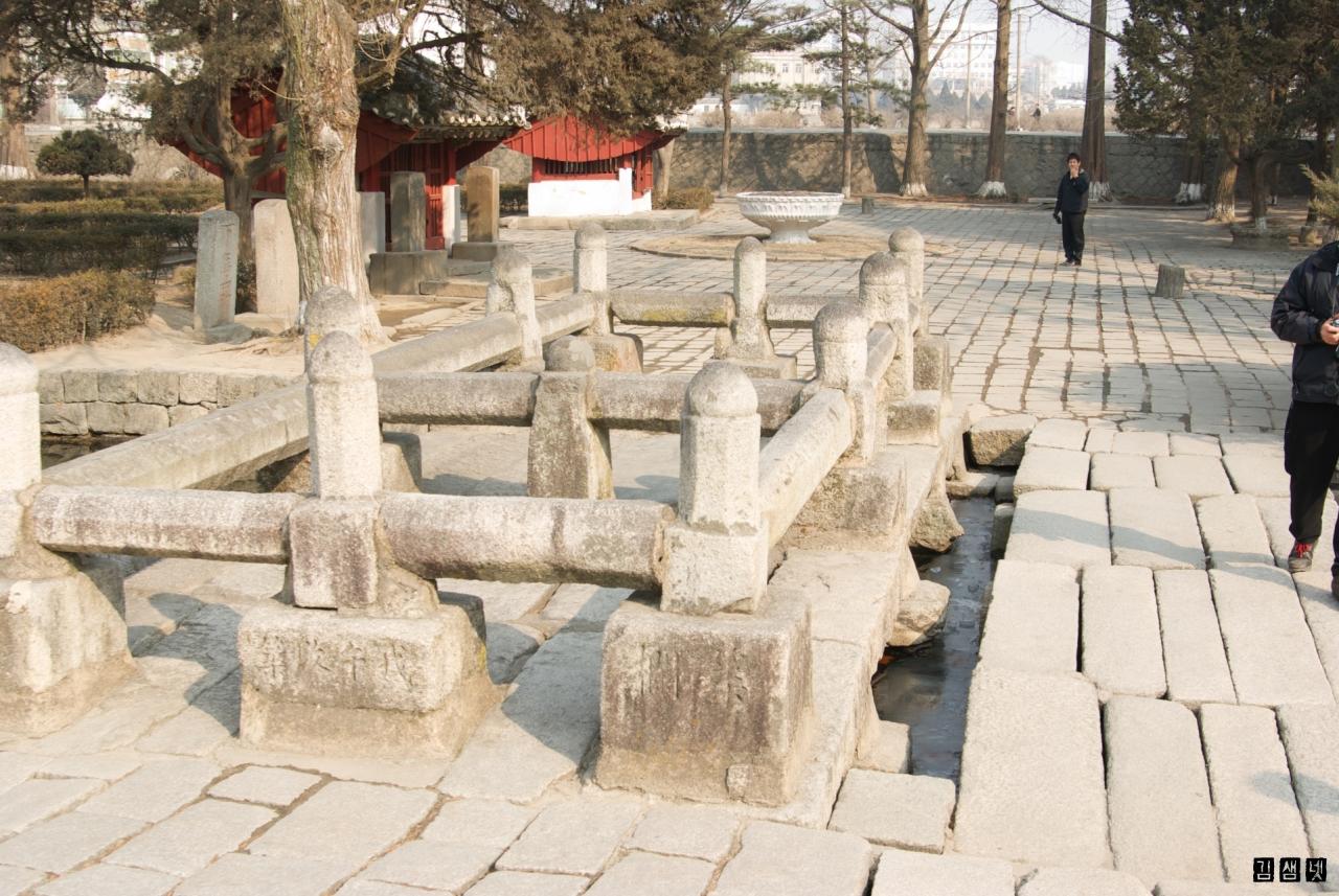 선죽교_근경.jpg