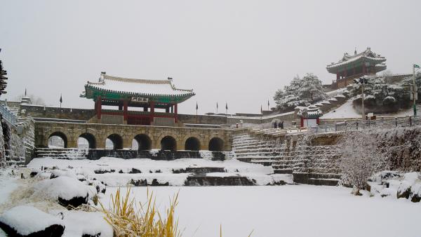 화홍문 설경